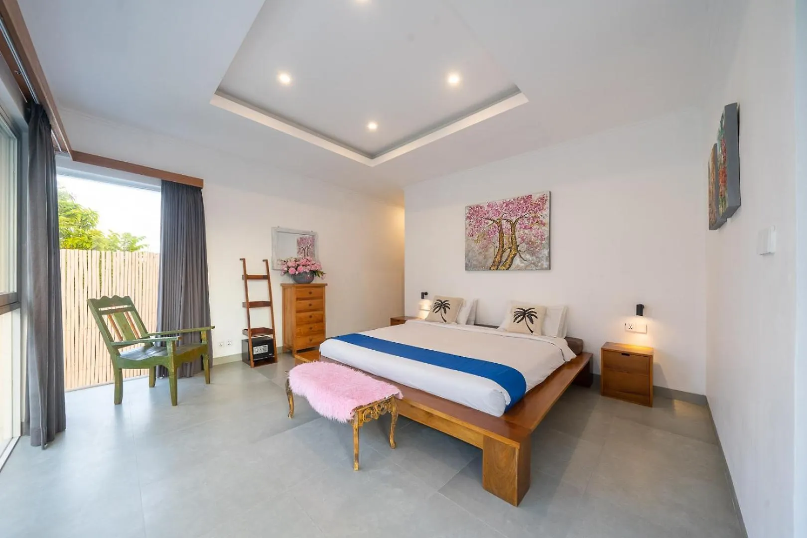Villa Gemuk Seminyak