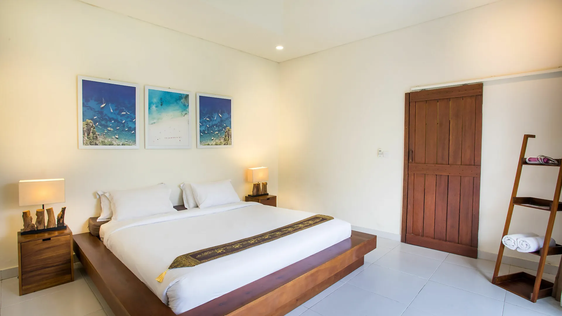 Villa Gemuk Seminyak